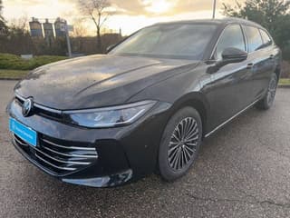 VOLKSWAGEN PASSAT 2024 occasion