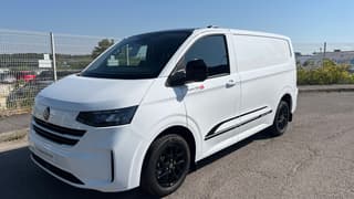 VOLKSWAGEN UTILITAIRES TRANSPORTER FOURGON 2025 occasion